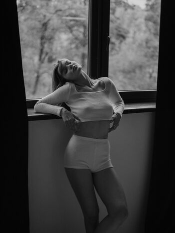 Full leaked Adelinafien private onlyfans photo