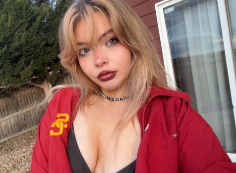 Full leaked Aiiygatorz private onlyfans photo