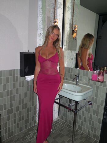 Full leaked Aimee rose  page private onlyfans photo