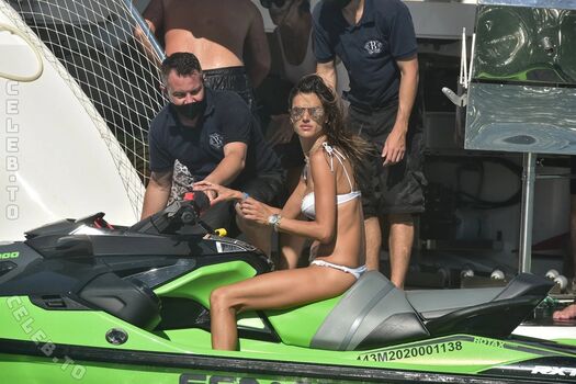 Full leaked Alessandra ambrosio private onlyfans photo