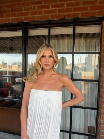 Full leaked Ali larter page private onlyfans photo