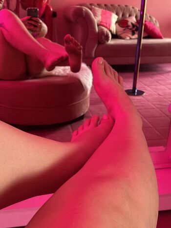 Full leaked Amandhafeetgirl private onlyfans photo