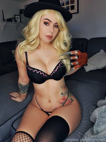 Amy Thunderbolt