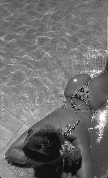 Full leaked Annmariedtz private onlyfans photo