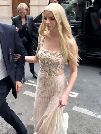 Full leaked Anya taylor joy private onlyfans photo