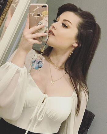 Full leaked Auroraiskira page private onlyfans photo