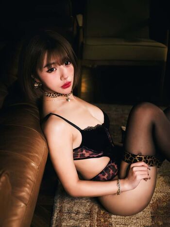 Full leaked Baby osidori chingyanfung page private onlyfans photo