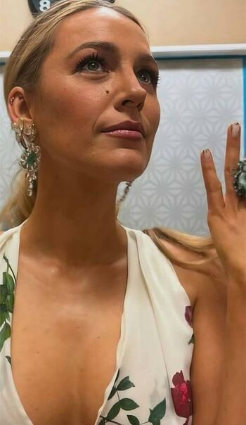 Full leaked Blake lively page private onlyfans photo
