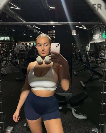 Full leaked Caitlin perriam private onlyfans photo