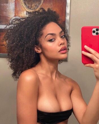 Full leaked Caitlyn mwenifumbo private onlyfans photo