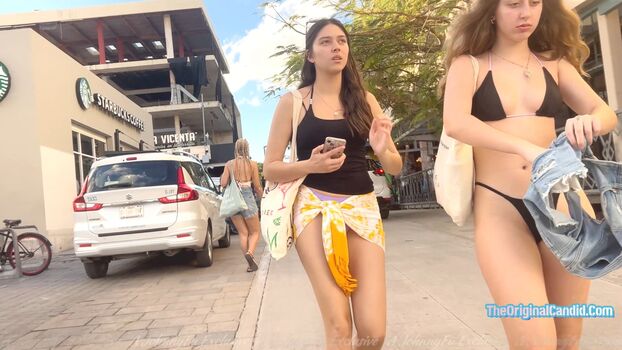 CANDID Boobs