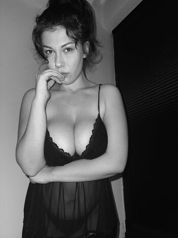 Full leaked Cansu akal private onlyfans photo