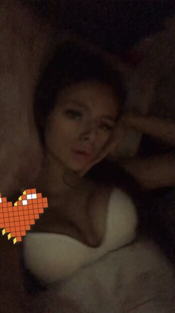 Full leaked Chav girls private onlyfans photo