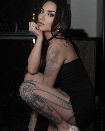 Full leaked Cherryrebelle private onlyfans photo