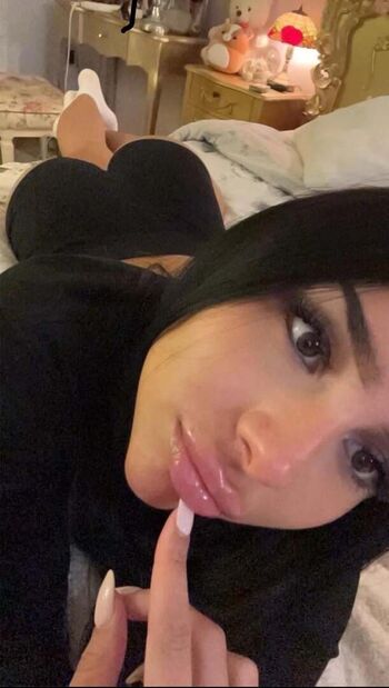 Full leaked Christa bear private onlyfans photo