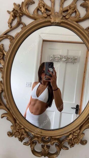 Full leaked Christa bear private onlyfans photo