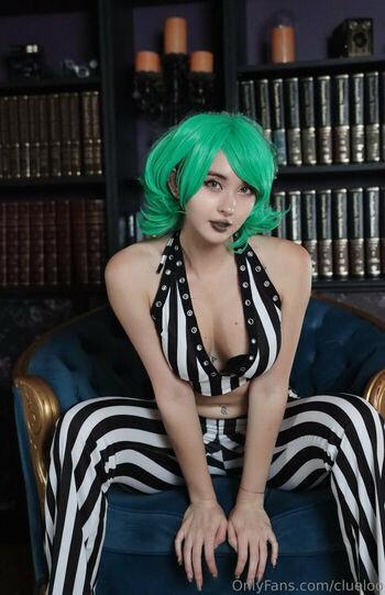 Full leaked Cluelooo private onlyfans photo