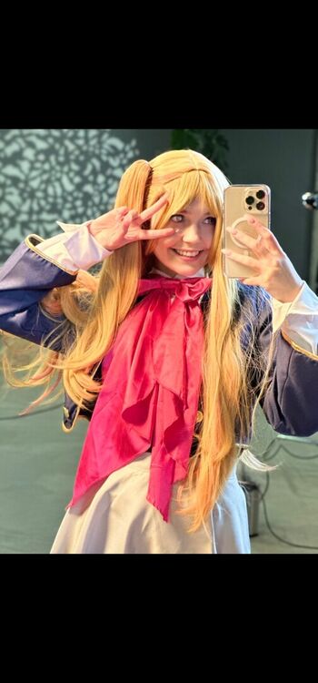 Full leaked Cosplay pussy cosplay models that show their pussy private onlyfans photo