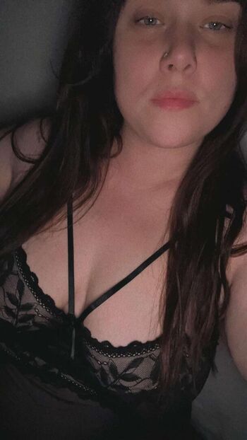 Full leaked Curvycutiexoxo private onlyfans photo