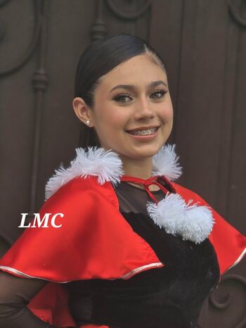 dafnealvaradooficial