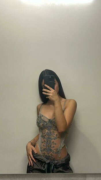 Full leaked Daliluu private onlyfans photo