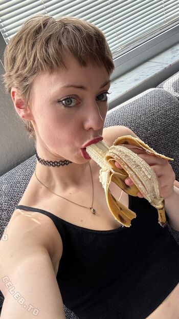 Full leaked Die wilde veganerin  page private onlyfans photo