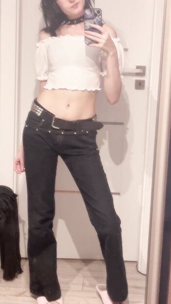 Full leaked Eepy puppygirl private onlyfans photo