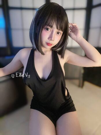 Full leaked Eilie vy private onlyfans photo