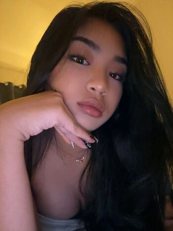 Full leaked Elara lyyy private onlyfans photo