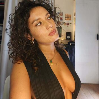 Full leaked Elisa lubineau private onlyfans photo