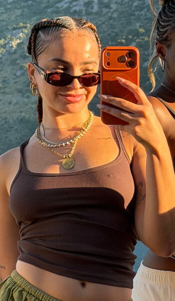 Full leaked Ella eyre private onlyfans photo