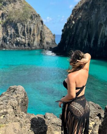 Full leaked Elloysaoficial private onlyfans photo