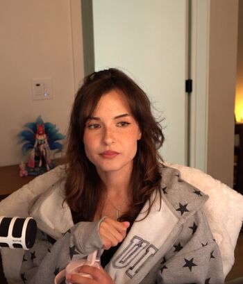 Full leaked Emilydaniellam private onlyfans photo