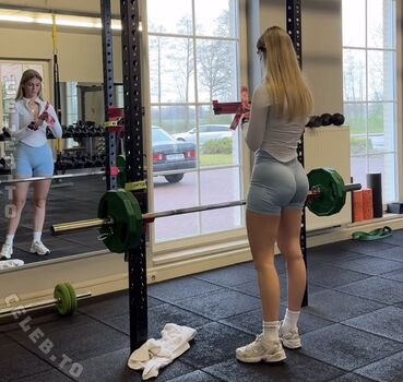 Full leaked Emilylior private onlyfans photo