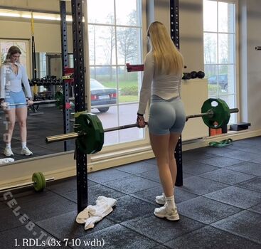 Full leaked Emilylior private onlyfans photo