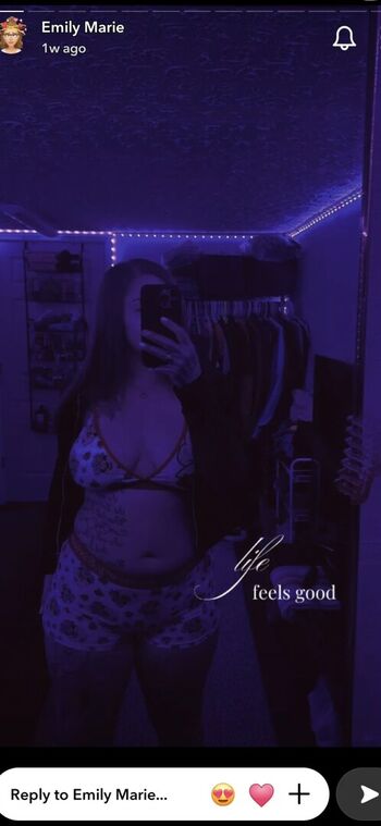 Full leaked Emuliyah ayles private onlyfans photo