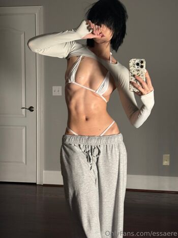 Full leaked Essaere private onlyfans photo