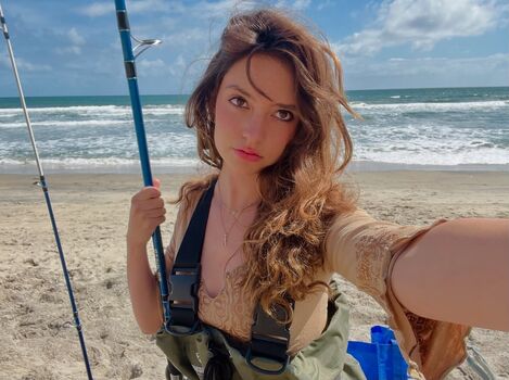 Full leaked Faith mary fake private onlyfans photo