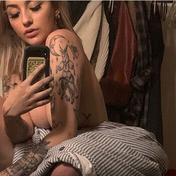 Full leaked Gatgirl private onlyfans photo