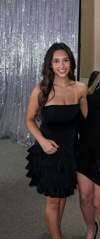 Full leaked Gabby gray private onlyfans photo