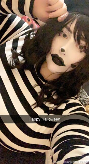 Full leaked Geegargargoyle private onlyfans photo