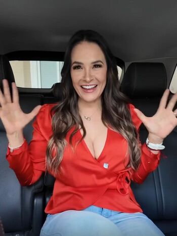 Gina Olguín