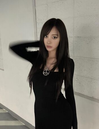 Full leaked Giselle aespa page private onlyfans photo