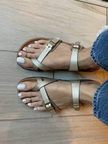 Full leaked Gorgeouslongtoes private onlyfans photo