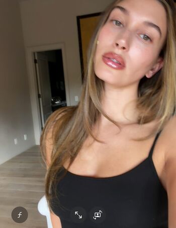 Full leaked Hailey baldwin bieber private onlyfans photo