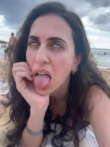 Full leaked Hila klein page private onlyfans photo