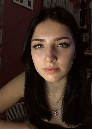 hollyjustwantst0