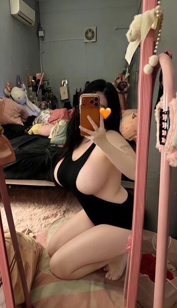 Full leaked Iam txienn private onlyfans photo