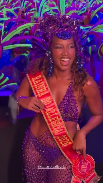 Full leaked Iza cantora private onlyfans photo