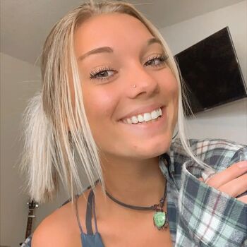 Full leaked Izziyo private onlyfans photo